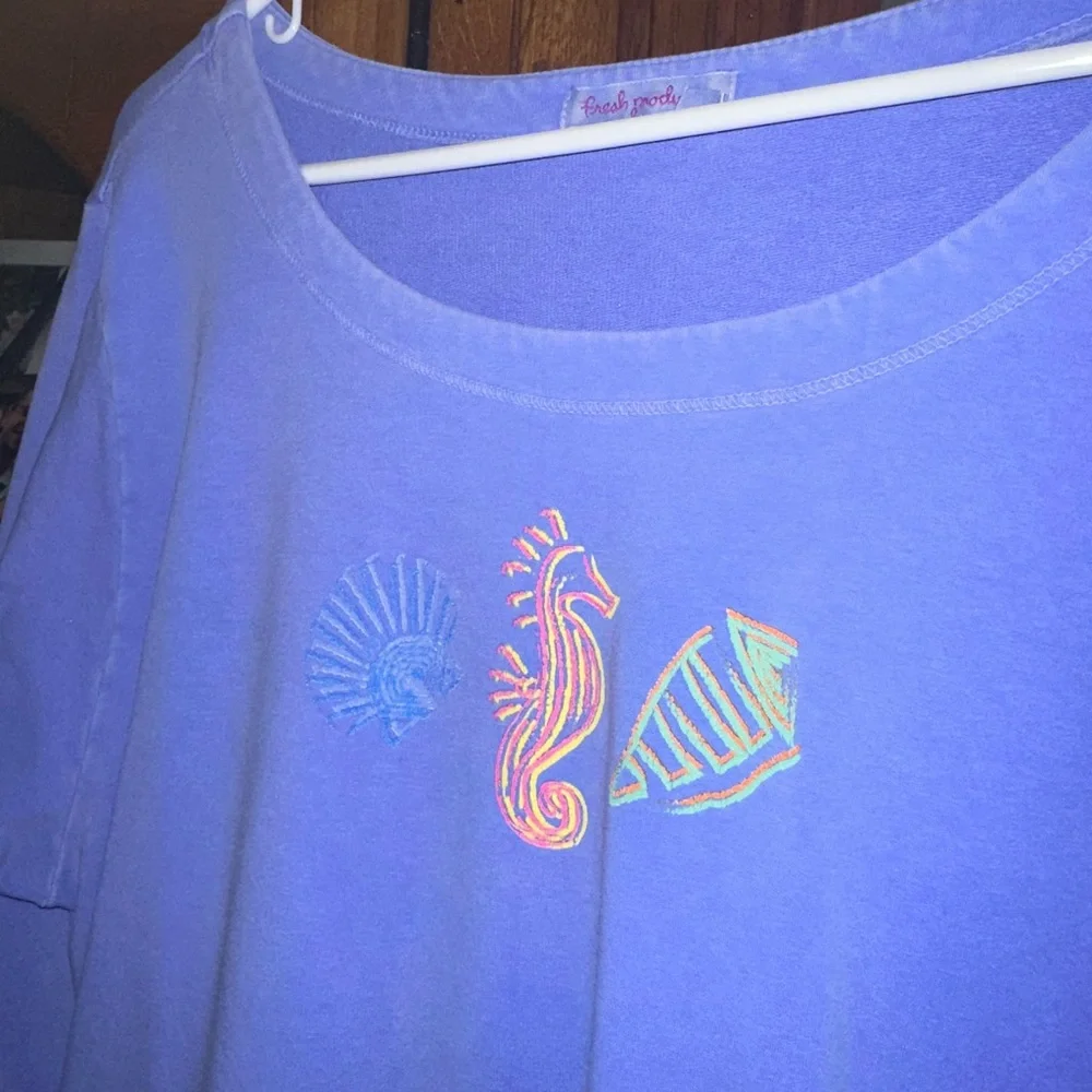 XL/XXL Stretchy Fresh Produce Blue Distressed Sweatshirt. Runs small ! - Picture 4 of 15